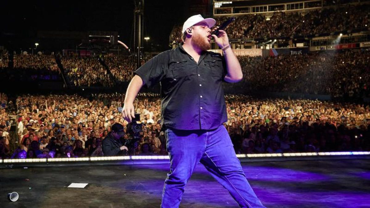 Luke Combs announced for 2024 Country Thunder in Craven, Sask. CHAT