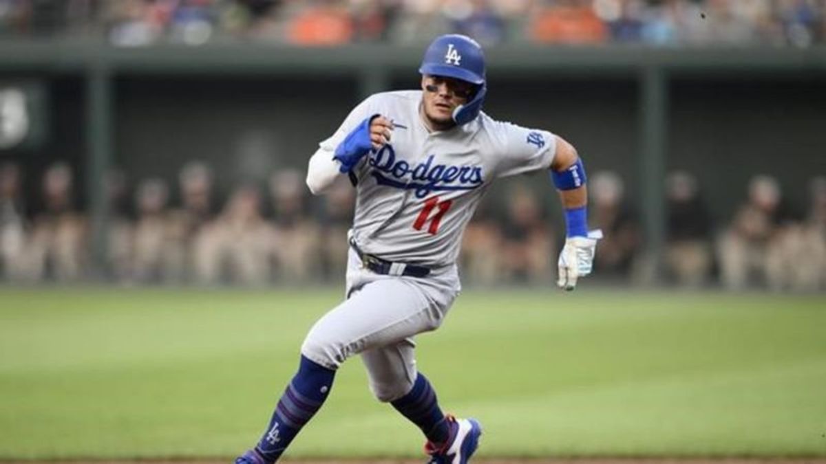 Jason Heyward hits a 3-run homer as the Dodgers rout the Orioles 10-3 for  8th win in 9 games