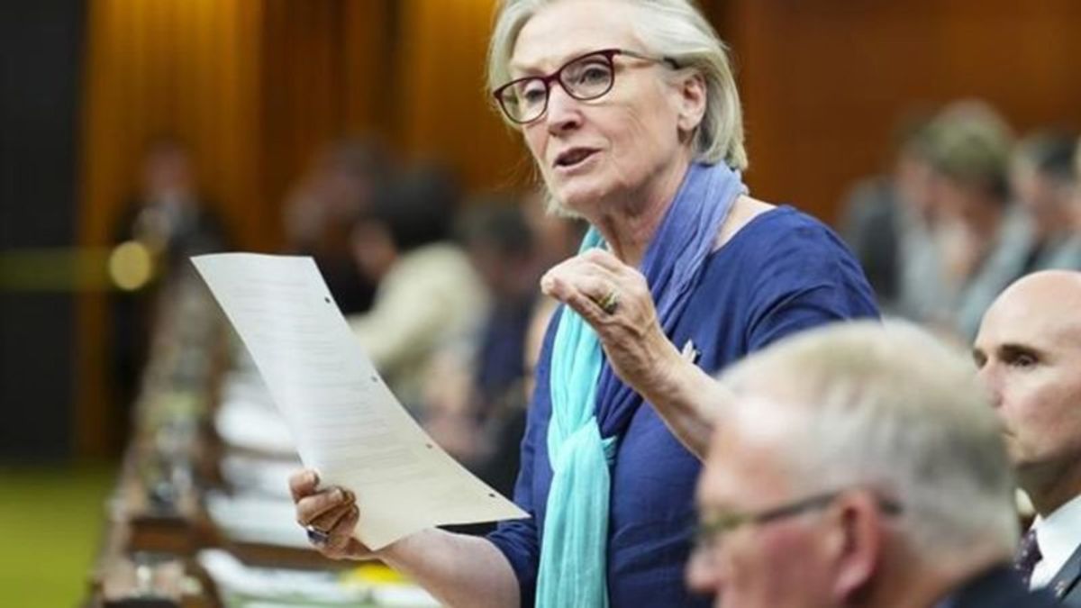 Mental health minister puts 6M toward launch of 988 crisis hotline in November