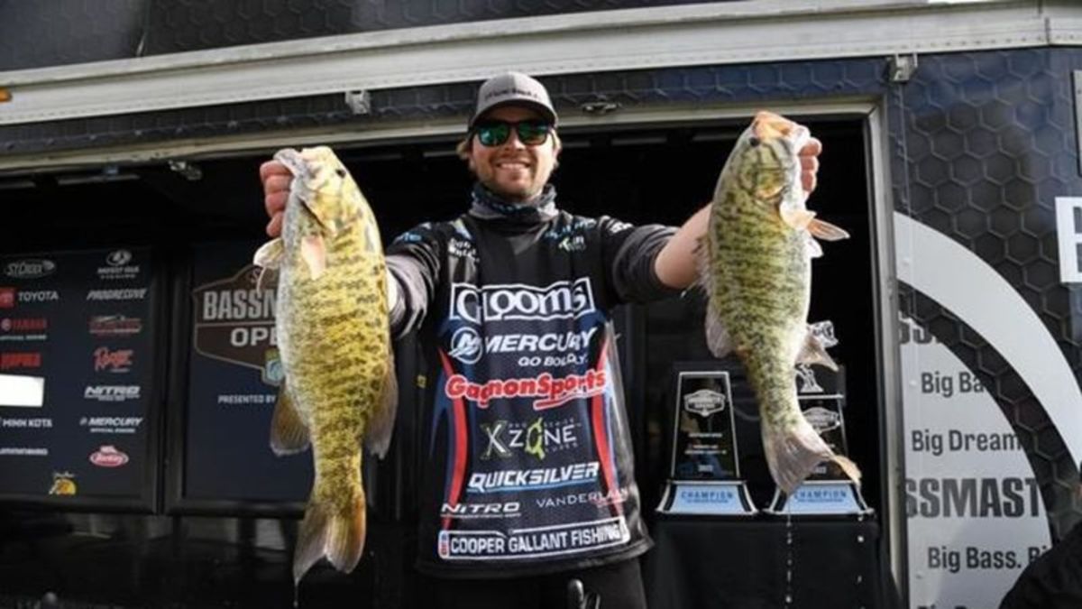 The Johnstons' favorite smallmouth lures - Bassmaster