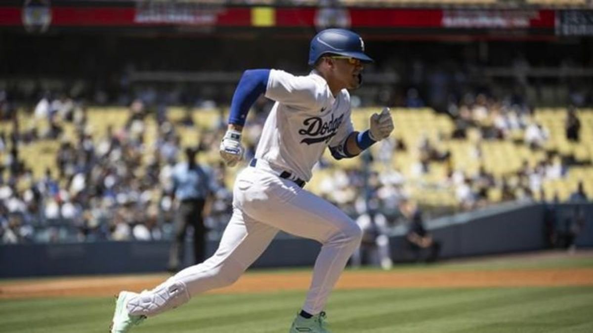 Merrifield and Jansen go deep to help Blue Jays rout Dodgers 81, take