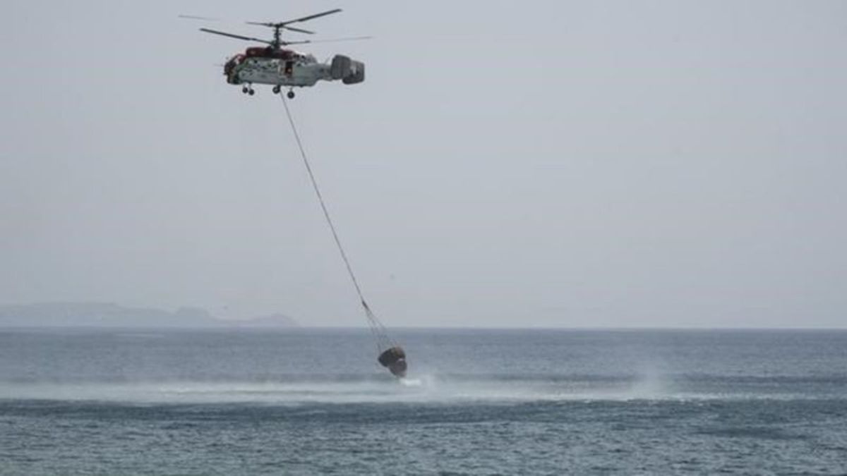 Greek wildfires trigger blasts at ammunition dump. EU agency records a huge carbon emissions spike - Vimarsana News