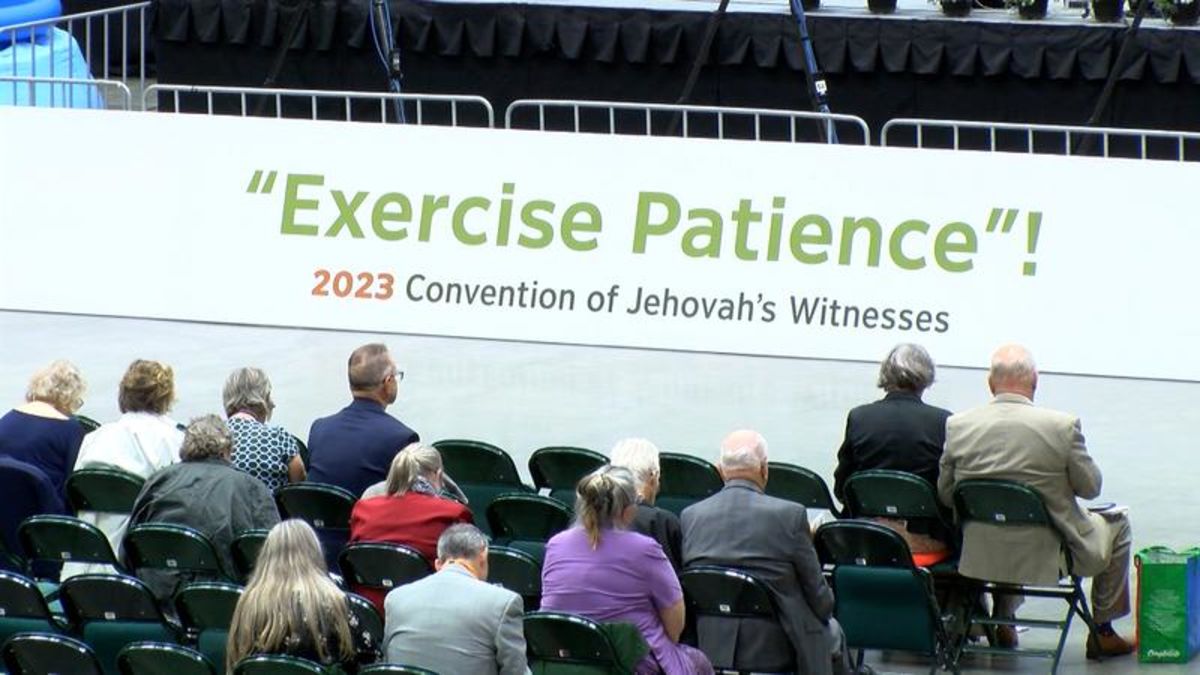 Jehovah’s Witnesses convention returns inperson after 3 year hiatus