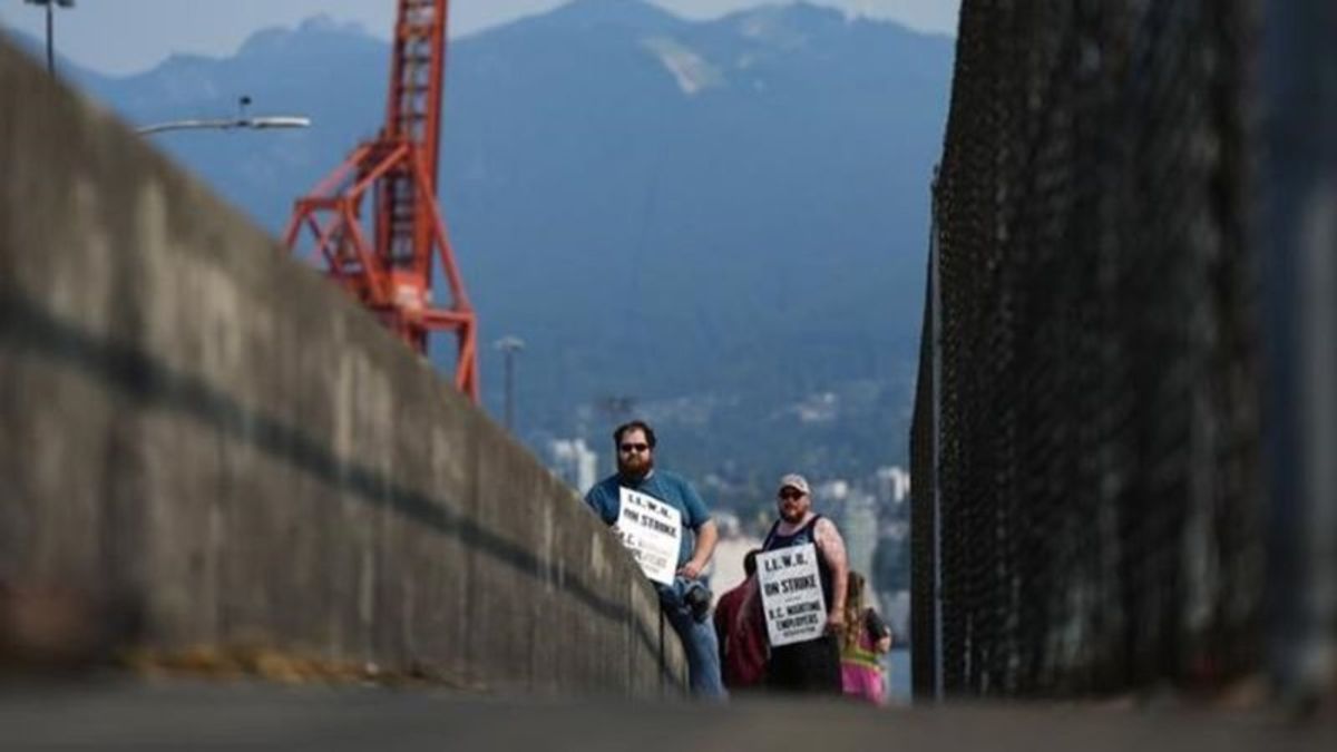 A timeline of events surrounding strike action at B.C.’s ports | CKPG Today