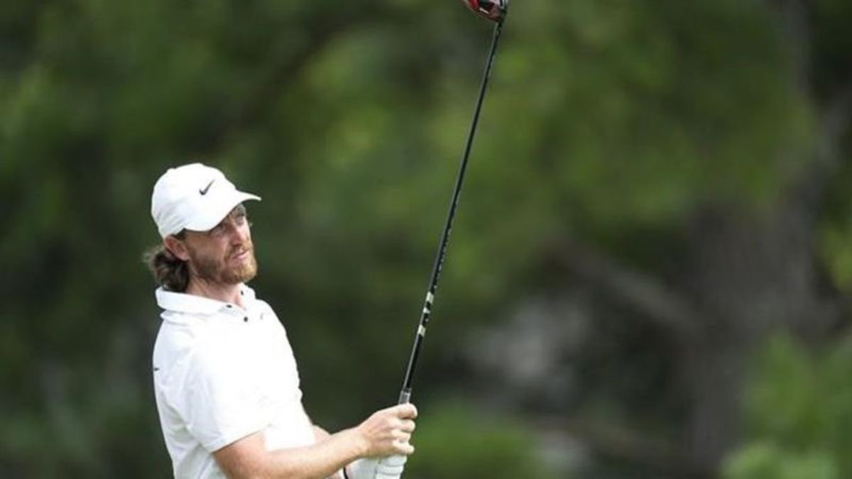 Glover goes low again, leads FedEx Cup opener by 1 stroke | larongeNOW
