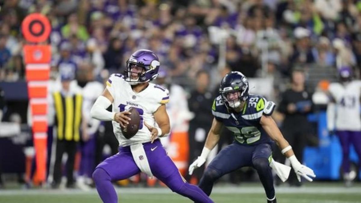 Seattle Seahawks defeat Minnesota Vikings in preseason opener