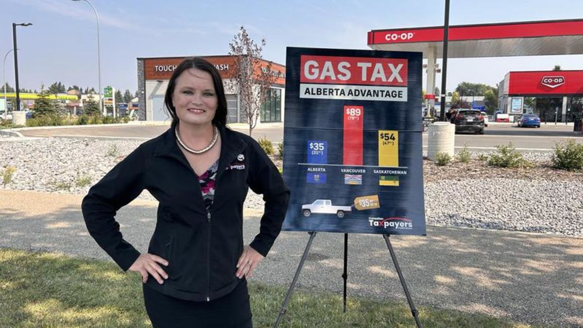 Canadian Taxpayers Federation stops in Red Deer to share full cost of