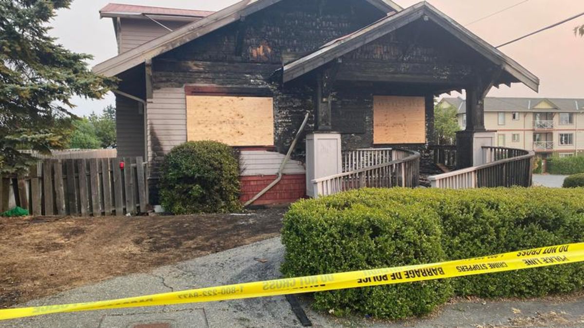 Suspicious fire destroys downtown Nanaimo dental office ...