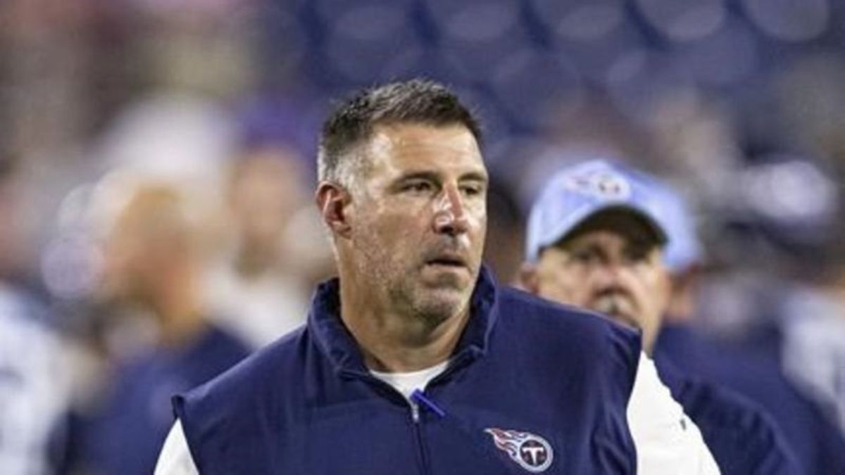 Tennessee Titans trying to avoid rebuild in chasing Jaguars to