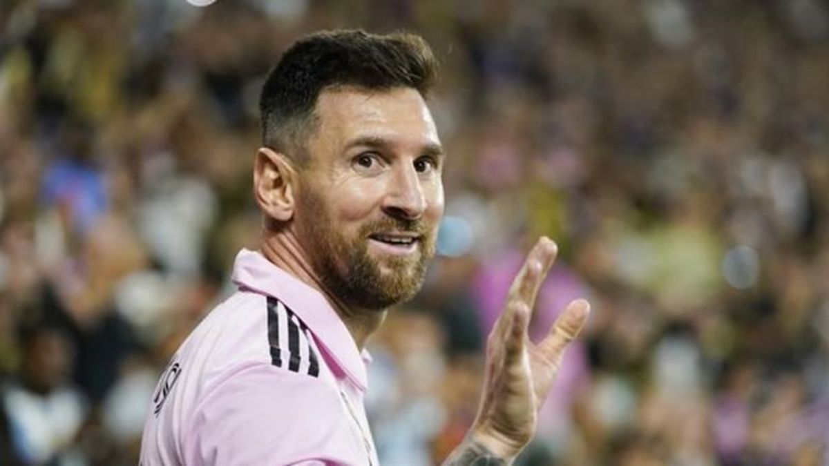 MATCHDAY: Ronaldo reflects on Messi rivalry ahead of playing for Portugal  in Euro 2024 qualifying
