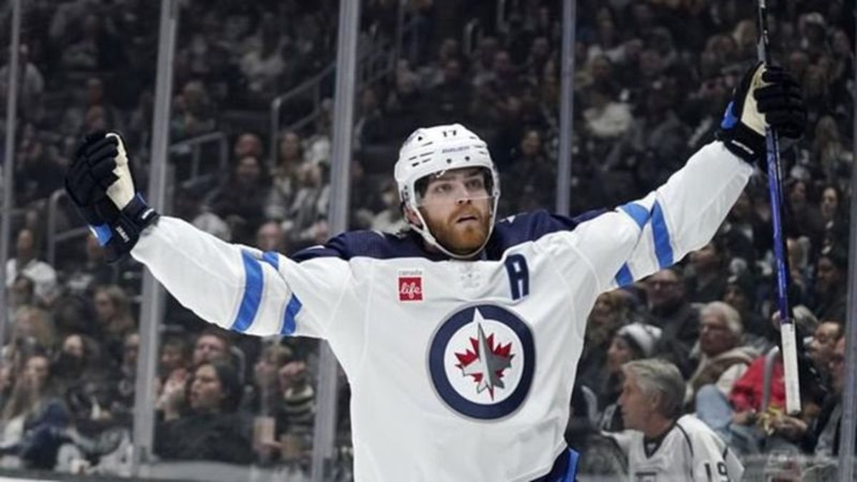 Winnipeg Jets make centre Adam Lowry new captain, third to wear 'C