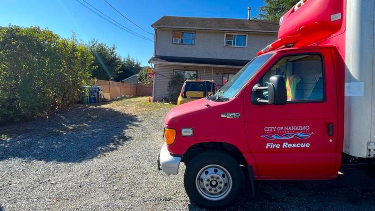 Minor damage to Nanaimo home following pair of fire calls within 12